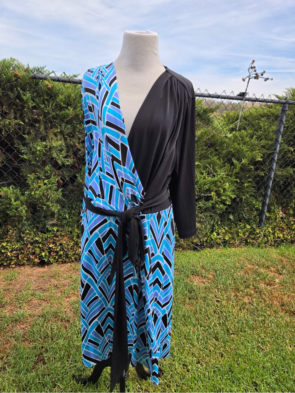 Bob Mackie Wearable Art XL Blue Black Geometric Wrap Dress Tie Waist